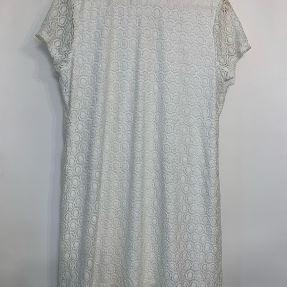 ISAACMIZRAHILIVE: BEAUTIFUL WHITE LACE OVER LAY MIDI DRESS. ABOVE KNEE. LARGE - Picture 6 of 6